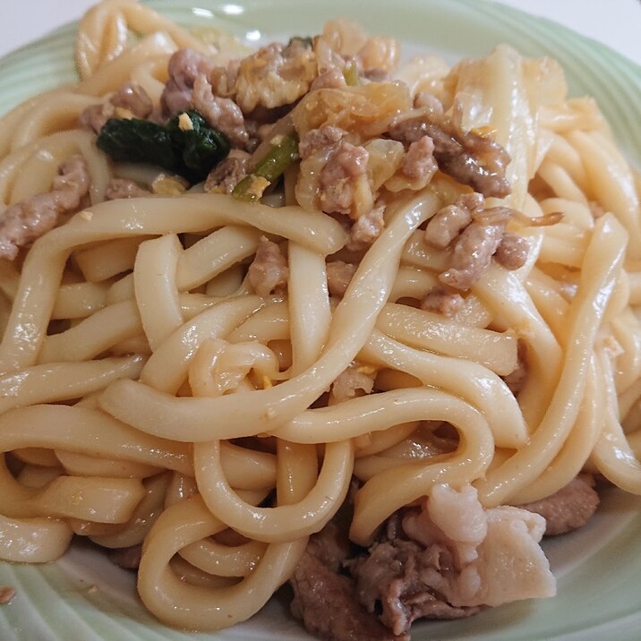 ロメインレタスで焼きうどん＊